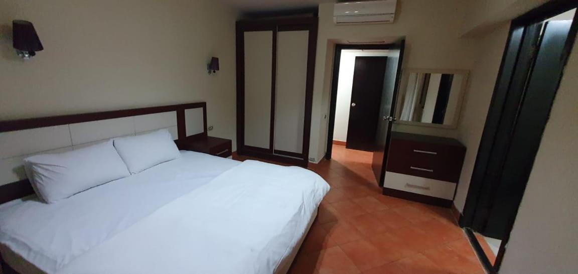Porto Sokhna Pyramids Apartments With Sea View Families Only عين السخنة المظهر الخارجي الصورة